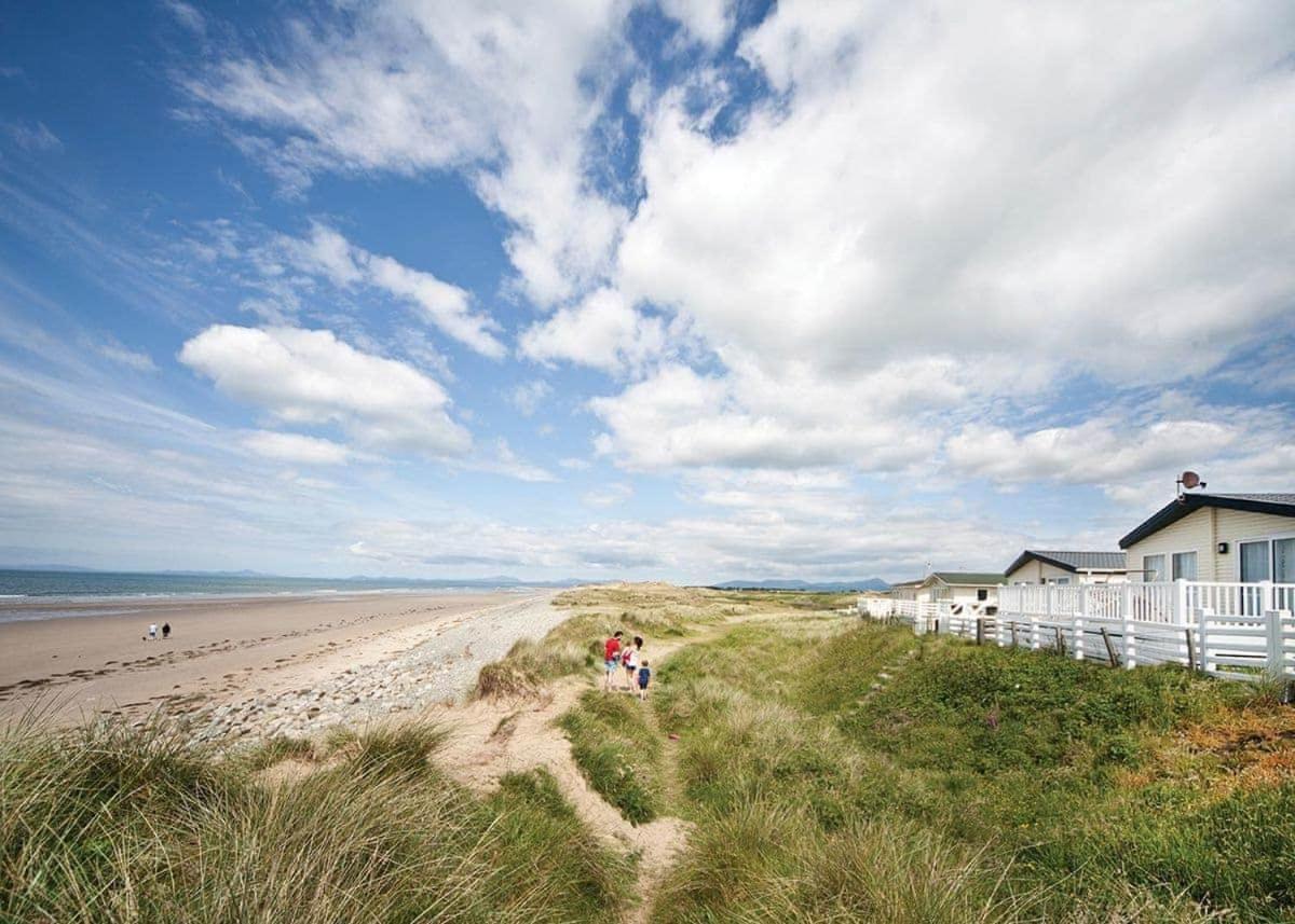 Barmouth Bay Holiday Park Llanddwywe Esterno foto